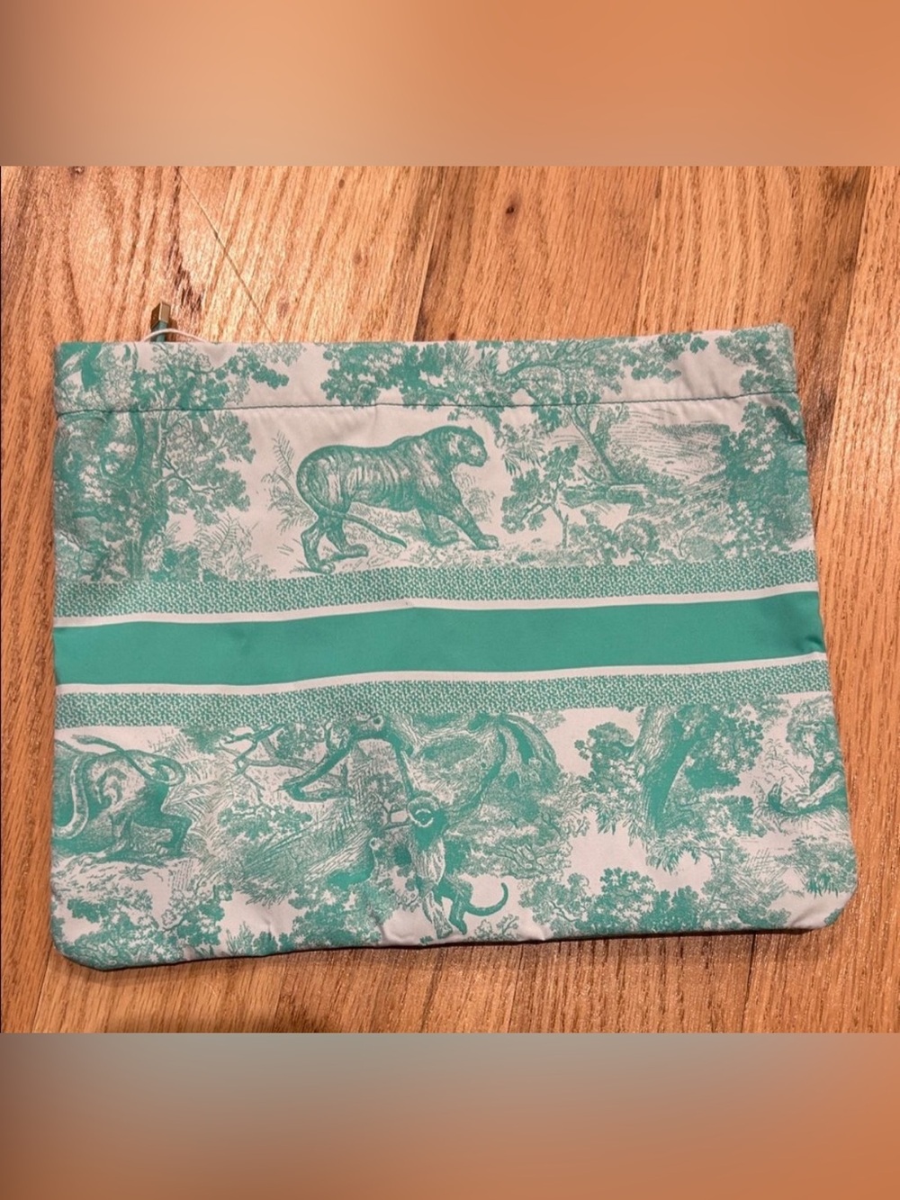 Dior Pouch - Picture 3 of 4